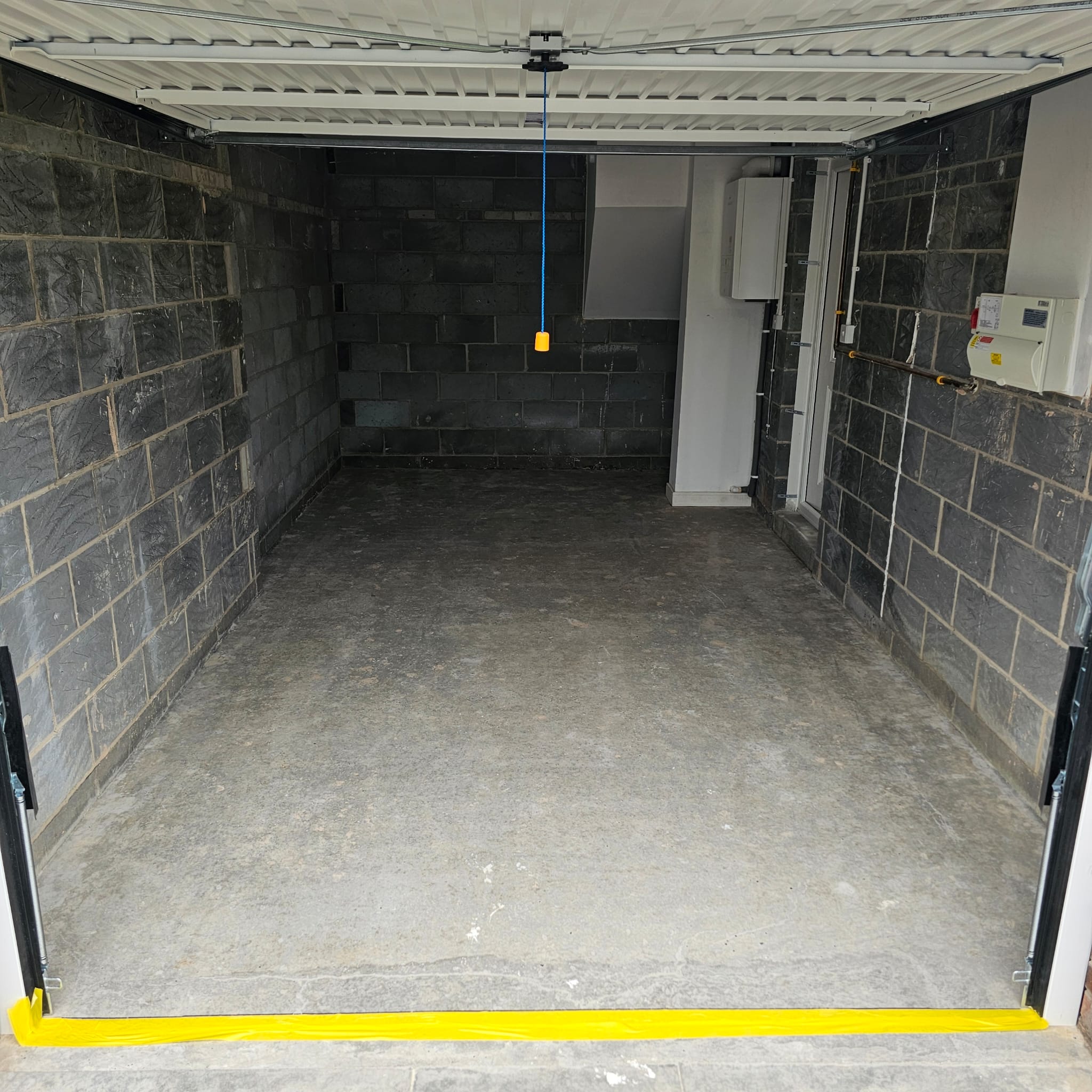 Concrete floor 